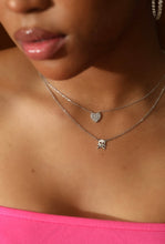 Load image into Gallery viewer, Heart eyes necklace
